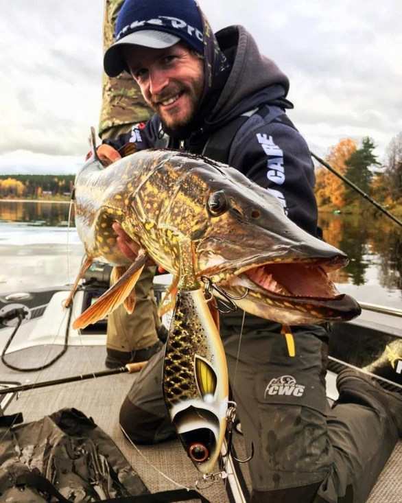 Strike Pro Trueglide Guppie 13,5cm 120g 5 Strike Pro Trueglide Guppie 13,5cm 120g – Bild 3